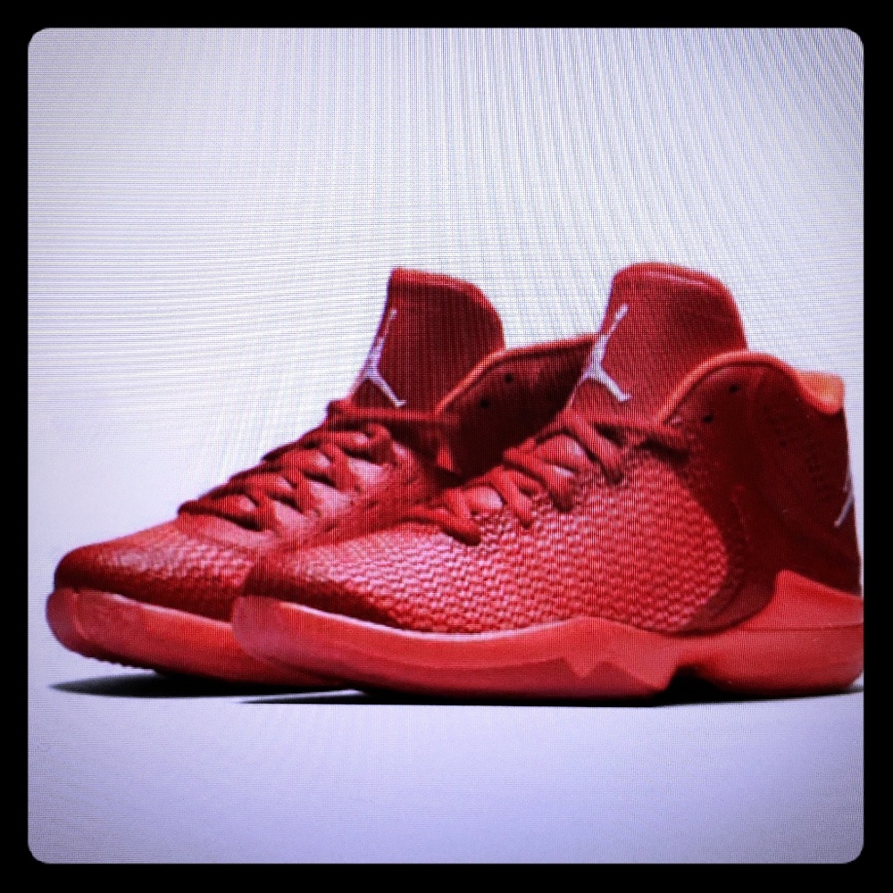 Air Jordan Youth Superfly 4 / Gym Red / 5Y